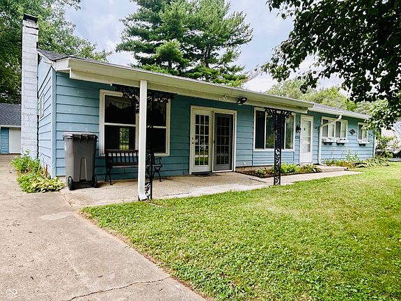 3rd image of 4231 Standish Dr