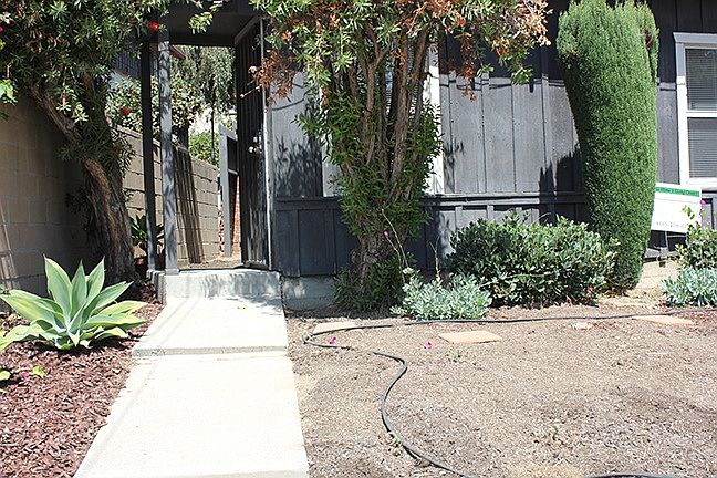 1st image of 301 1/2 E Hyde Park Blvd