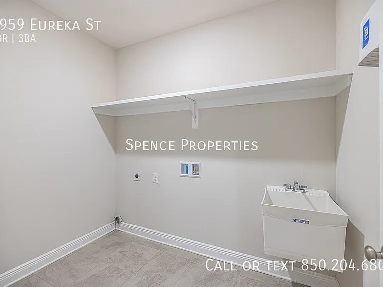 8959 Eureka St — Photo 40