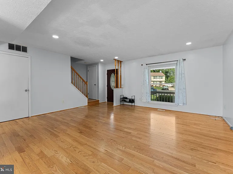 8561 Skipjack Pl — Photo 27
