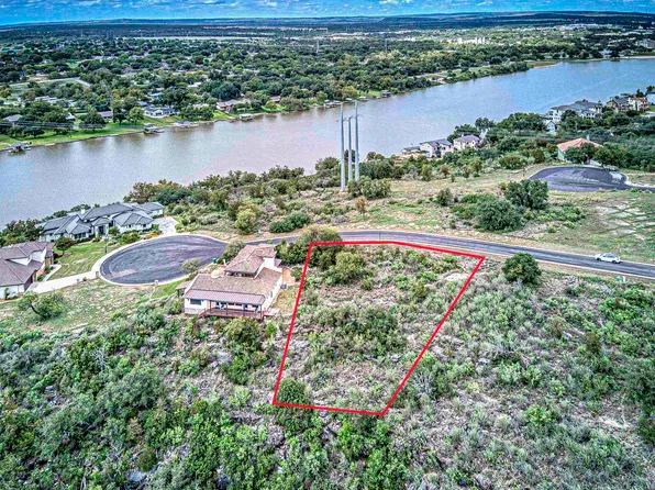 5 Pantera Circle, Marble Falls, TX 78654
