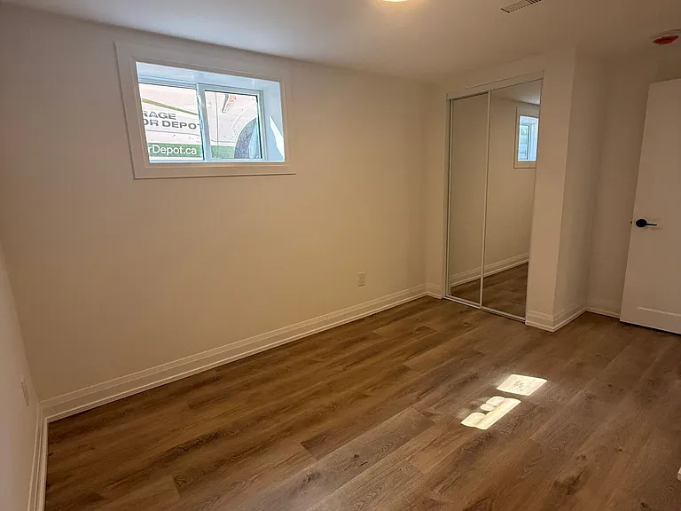 15 Arrowsmith Ave #1B — Photo 14