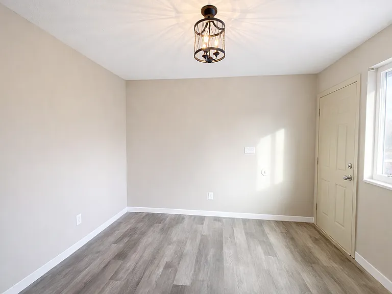 373 Lakewood Dr — Photo 15
