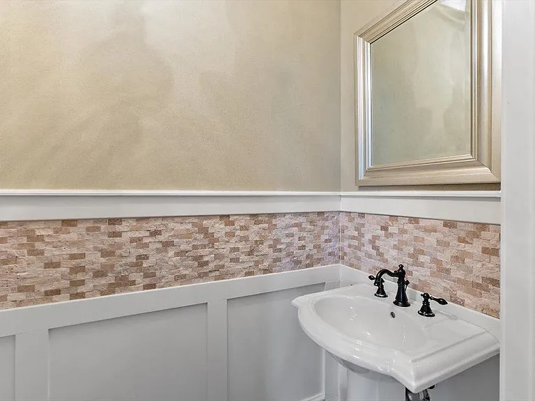 148 Augustine Island Way — Photo 17