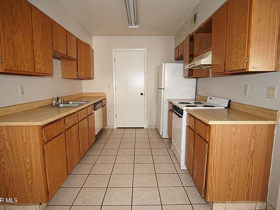 4th image of 1587 Bengal Dr APT E
