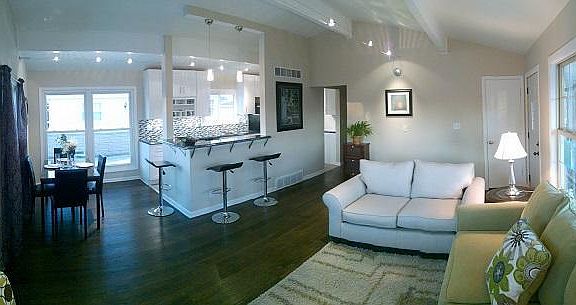 2nd image of 8022 W Fiebrantz Ave