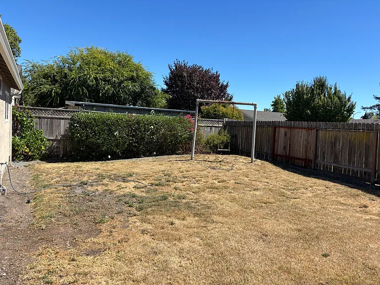 1132 Santa Barbara Way — Photo 6
