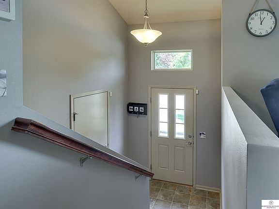 4th image of 20706 Parker St