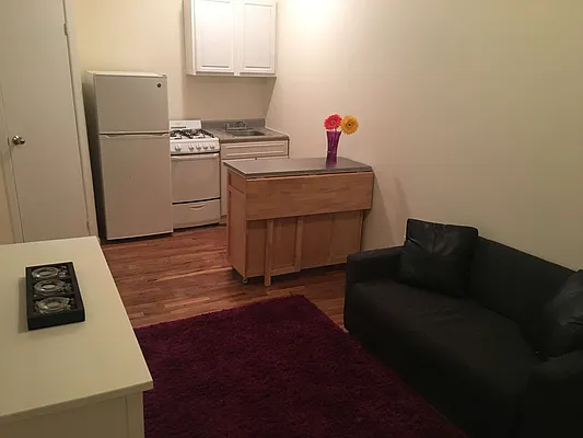 Rented by 63 West | media 6
