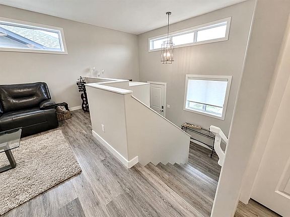3rd image of 58 E Village Cres