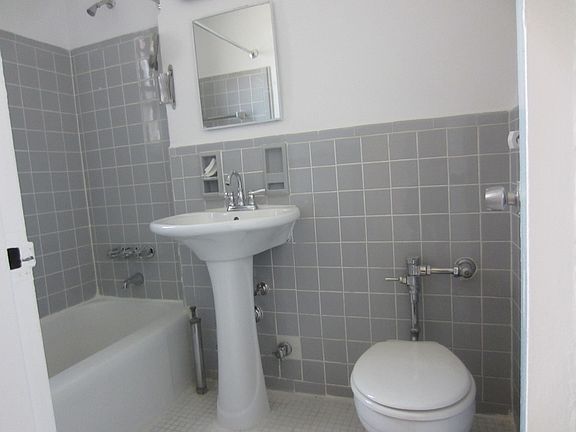 5th image of 2701 Ocean Ave APT 3A