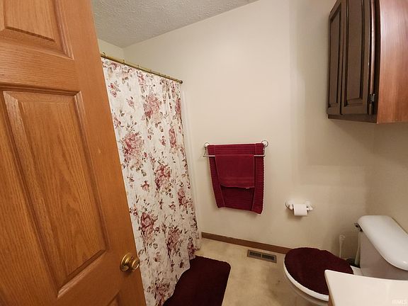 2nd image of 206 Kingsmill Dr