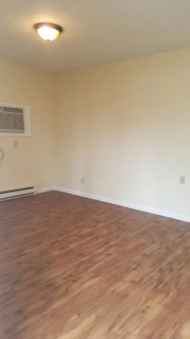 Delta Villa Apartments — Photo 4