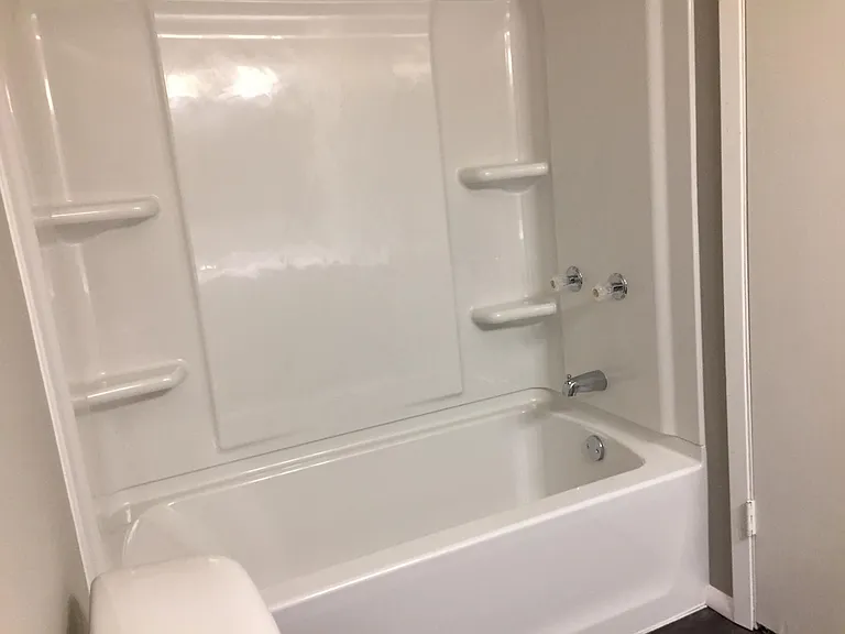 322 Heritage Ct — Photo 10