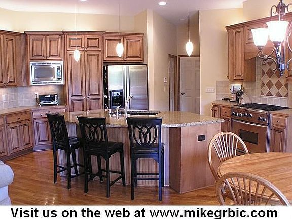4th image of 3206 N Willow Crk