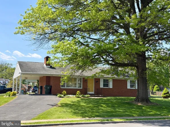 901 Noland Dr, Hagerstown, MD 21740