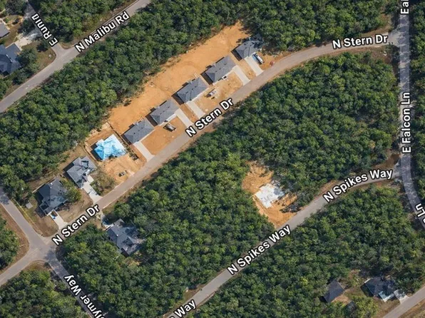 60 E Falcon St #4, Dunnellon, FL 34434