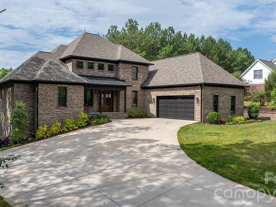 1st image of 102 Gunpowder View Cir