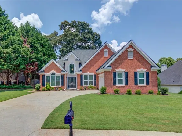 5435 Azalea Crest Ln, Sugar Hill, GA 30518