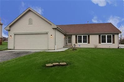 1st image of 1390 Sandhurst Ln