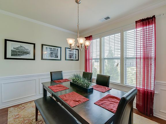 5th image of 858 Windy Falls Dr