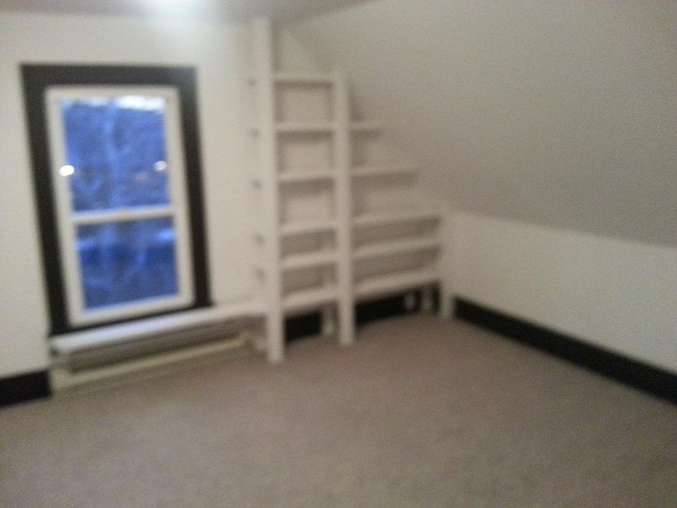 2nd image of 315 W University Way #2