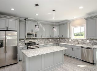 105 William Storrs, Yorktown, VA 23693