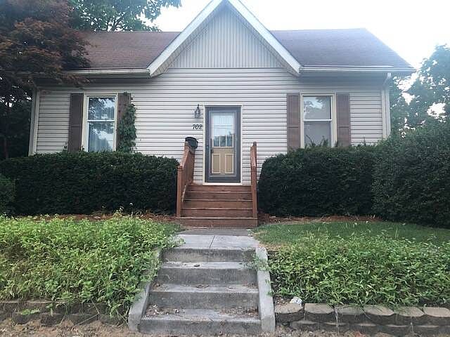 1st image of 702 N 6th St