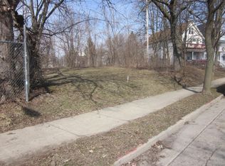 410 E Reservoir Ave, Milwaukee, WI 53212