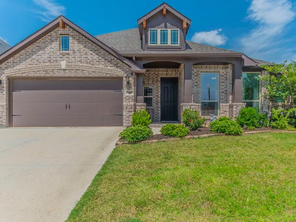 8800 Conroe Dr, Denton, TX 76226