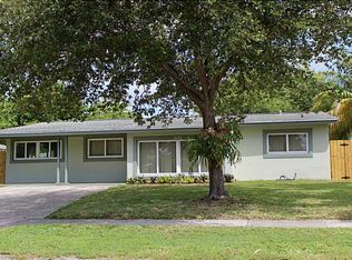 9635 Haitian Dr, Cutler Bay, FL 33189