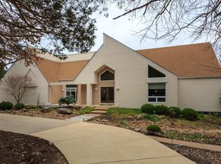 409 Crescent Bluff Ct, Eureka, MO 63025