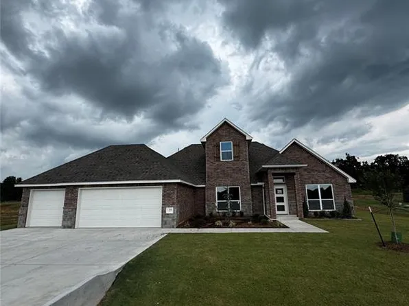 1308 Lighthorsemen Way, Choctaw, OK 73020
