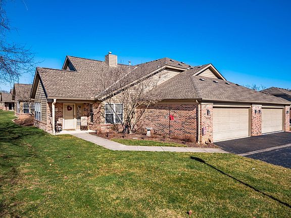 2nd image of 1363 Woodberry Pl