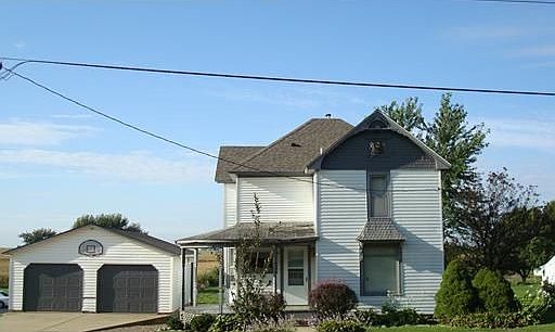 1st image of 615 E 1st St