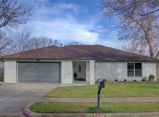 7405 S Birch Ave, Broken Arrow, OK 74011