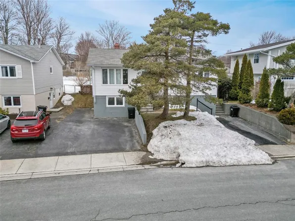 18 Taylor Place, St. John's, NL A1A1L6