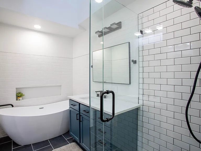 2521 Stanford Ct — Photo 16