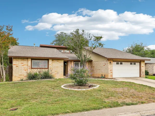 8203 Budge St, San Antonio, TX 78240