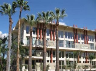 4400 Irvine Ave, North Hollywood, CA 91602