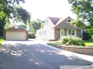 2463 17th Ave NW, New Brighton, MN 55112