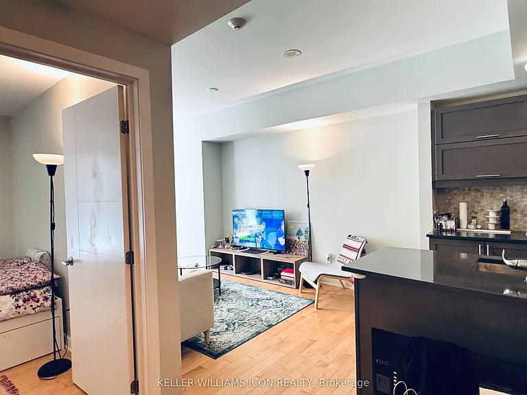 40 Nepean St #301 — Photo 8