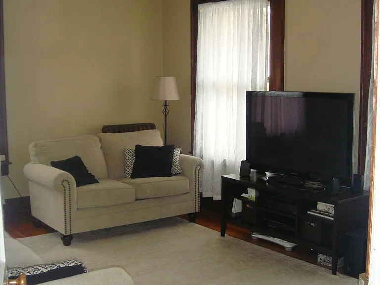 241 W Union St #2 — Photo 7