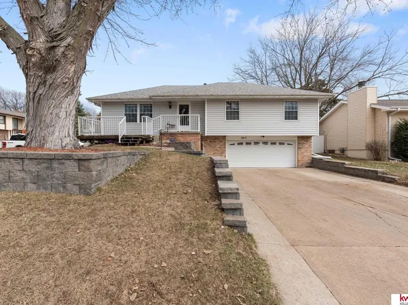 3617 N 95th St, Omaha, NE 68134