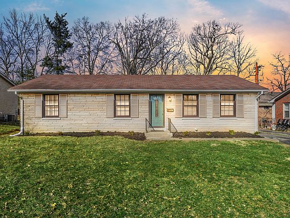 2nd image of 135 Tartan Dr