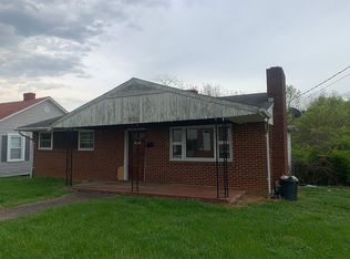 900 Betts St, Danville, VA 24541