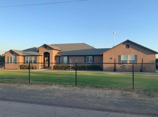 13715 E Caruthers Ave, Kingsburg, CA 93631