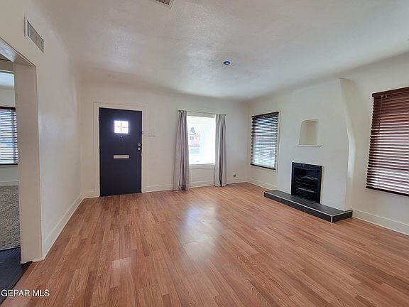 5th image of 3711 Fort Blvd