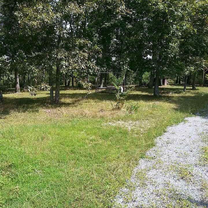 2nd image of 960 County Road 232