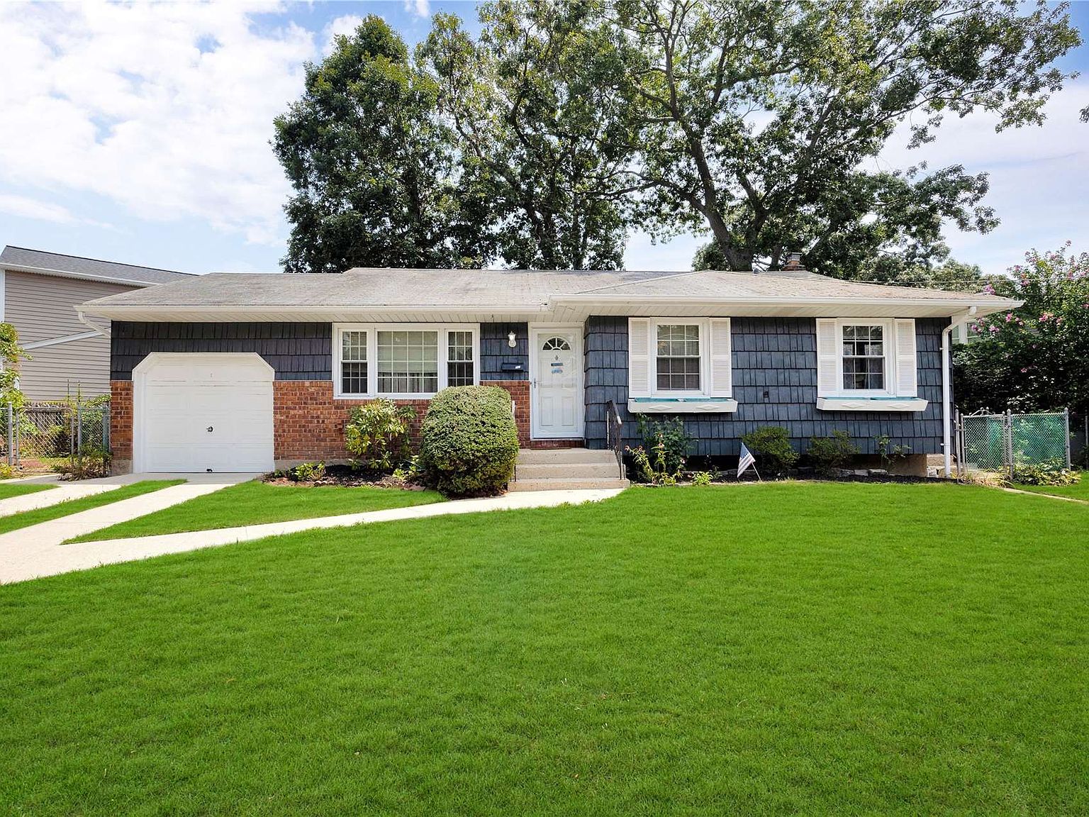 387 Lakeshore Boulevard, Massapequa Park, NY 11762 Zillow